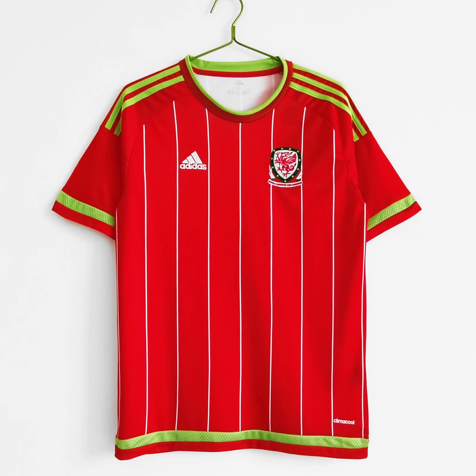 2015-2016 Wales home Retro