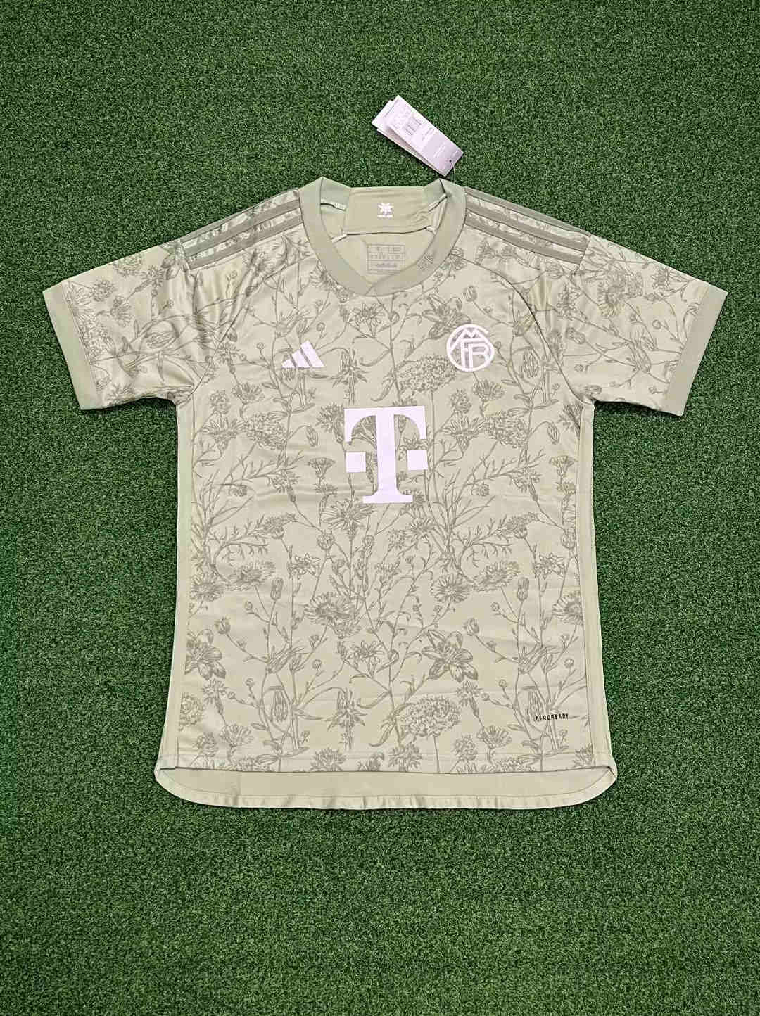 2023-2024 BAYERN MUNICH FOOTBALL SHIRT 