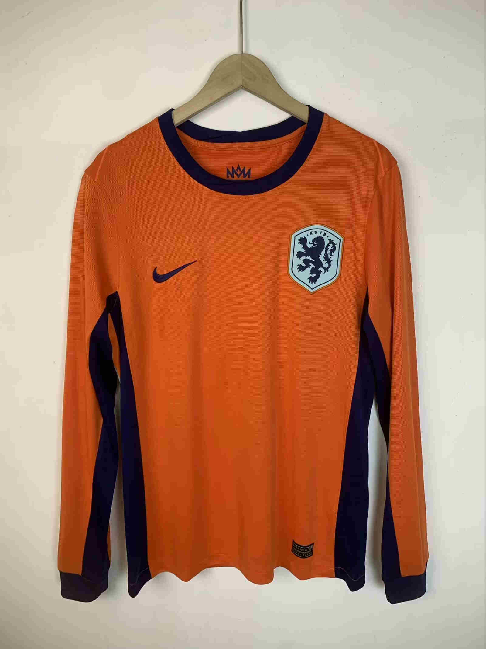2024-2025  Netherlands  home Long sleeved 