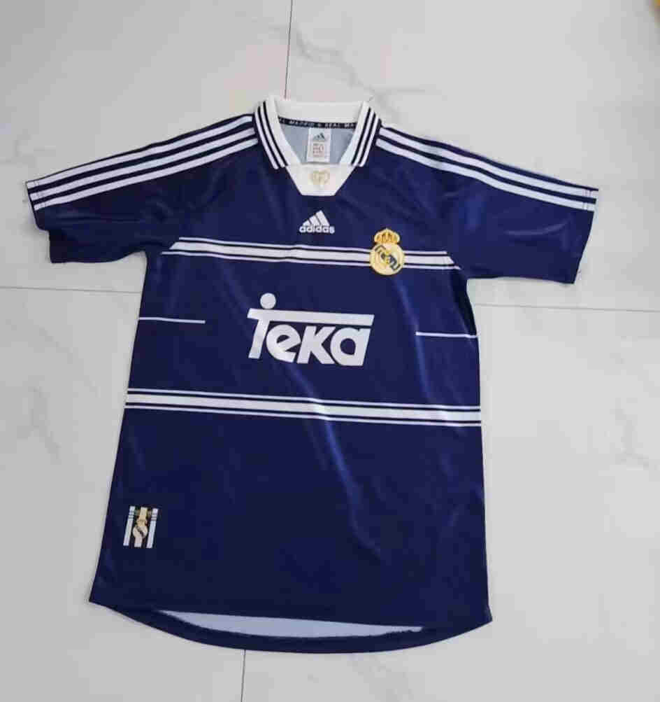 1998-1999  Real Madrid away retro