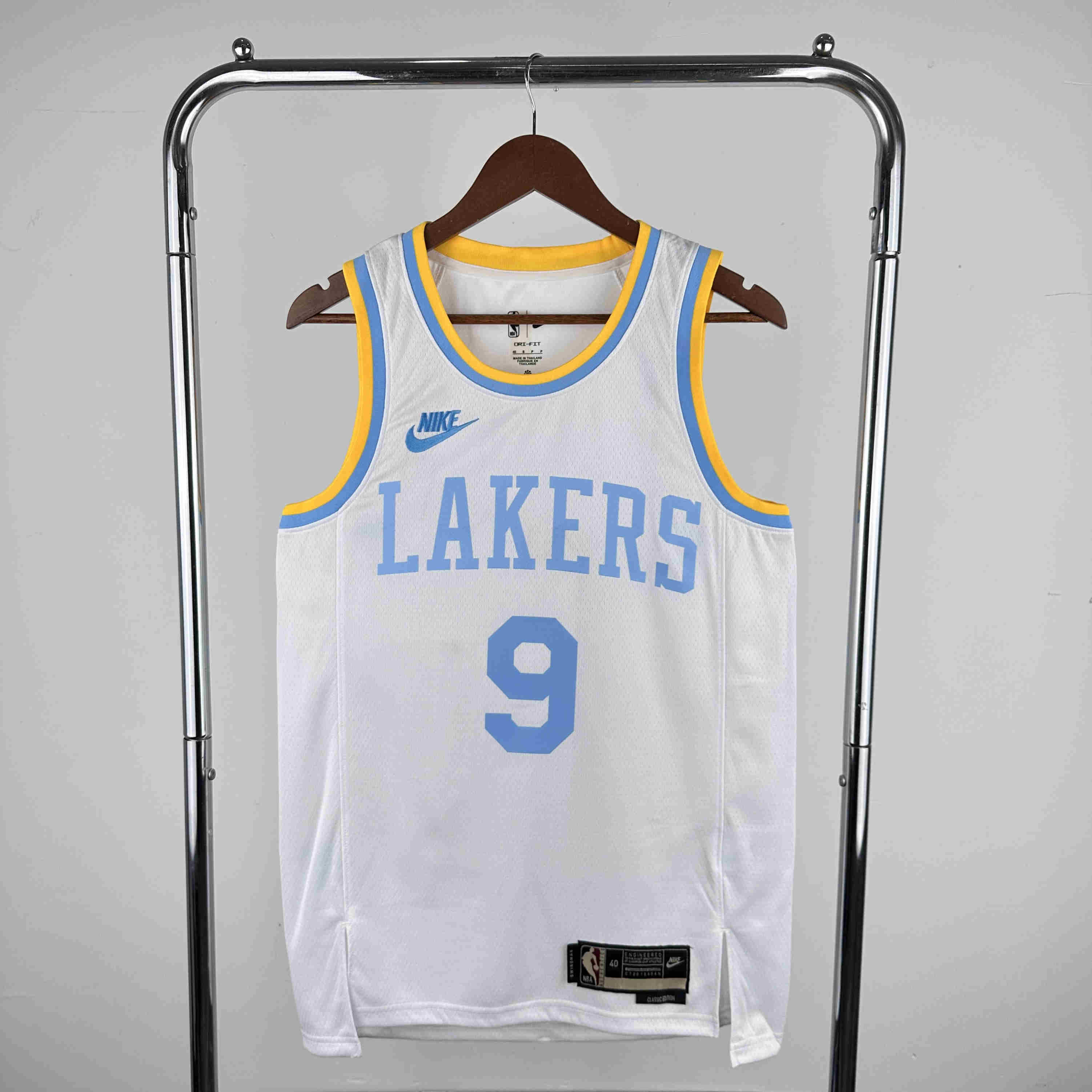 2023 Los Angeles Lakers   NO.9