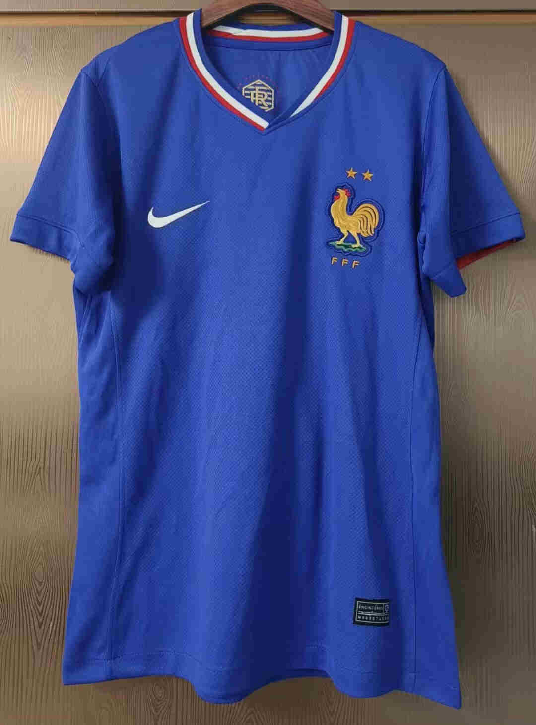 2024-2025  France  away  women
