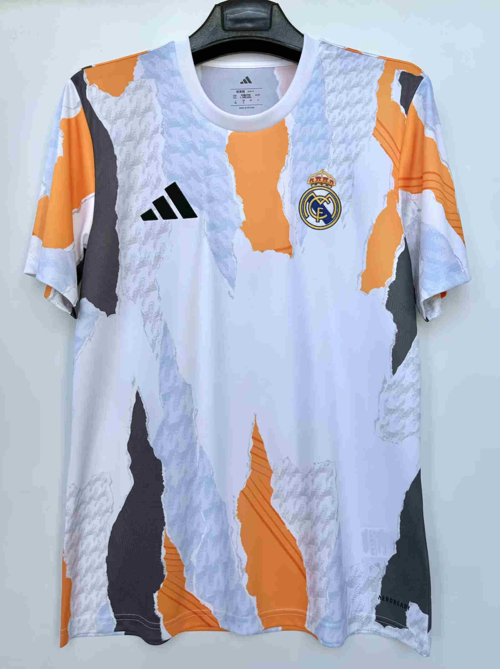 2024-2025  REAL MADRID  Training clothes  adult 