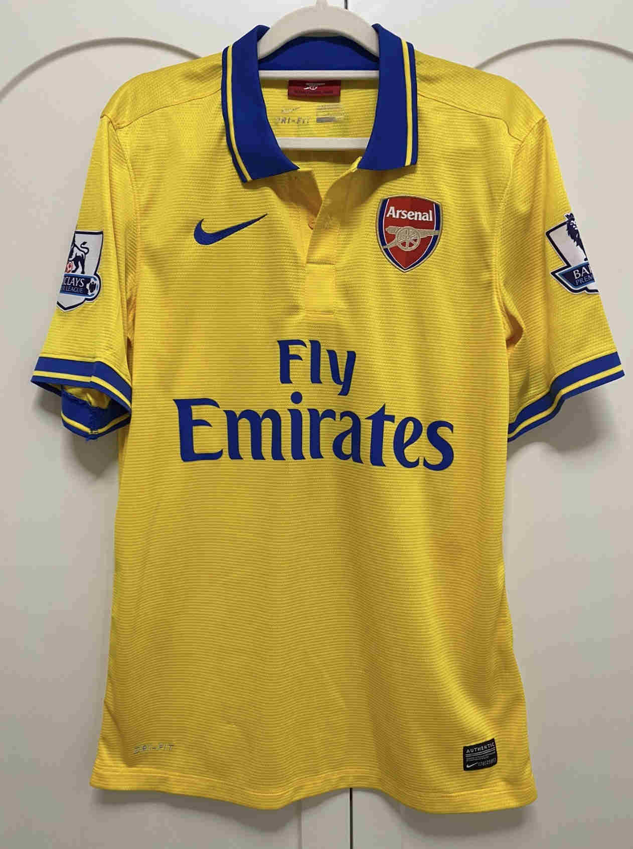 2013-2014  Arsenal away Retro jersey 