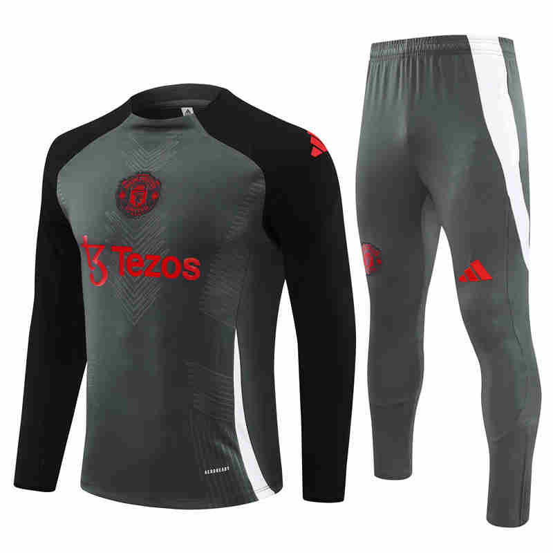 2024-2025 Manchester United adult Long sleeved half pull training suit set