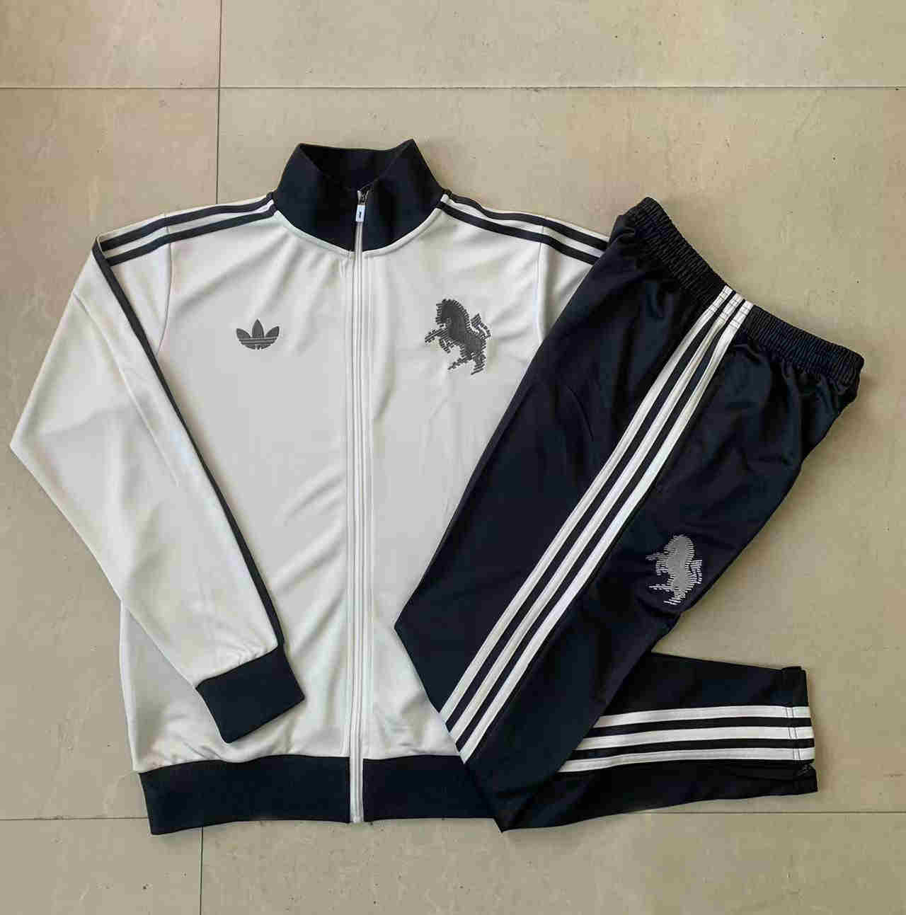 2023-2024 Juventus kids suit football training suit 815