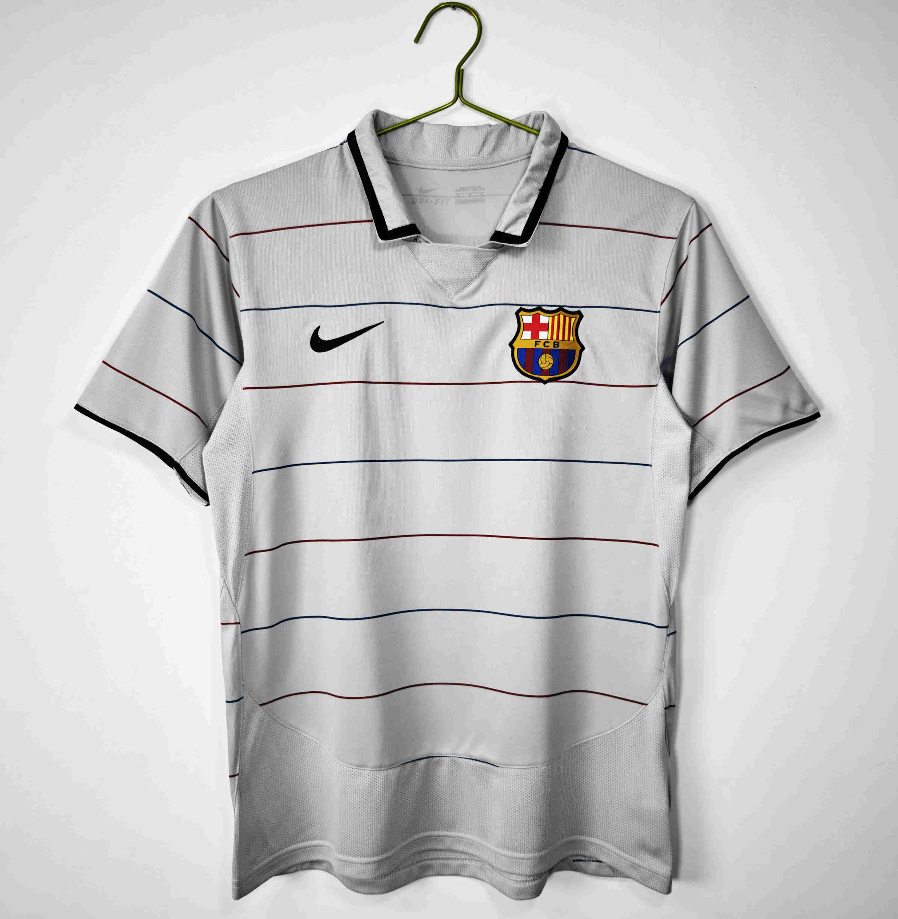 2003-2004 Barcelona away  Retro.