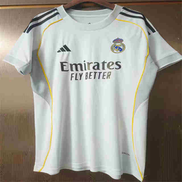 2025-2026 REAL MADRID home  woman
