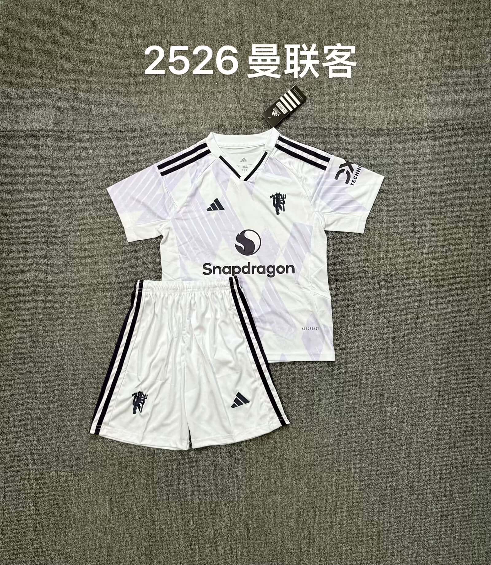 2025-2026  MANCHESTER UNITED  away KIDS kit Not the best version yet
