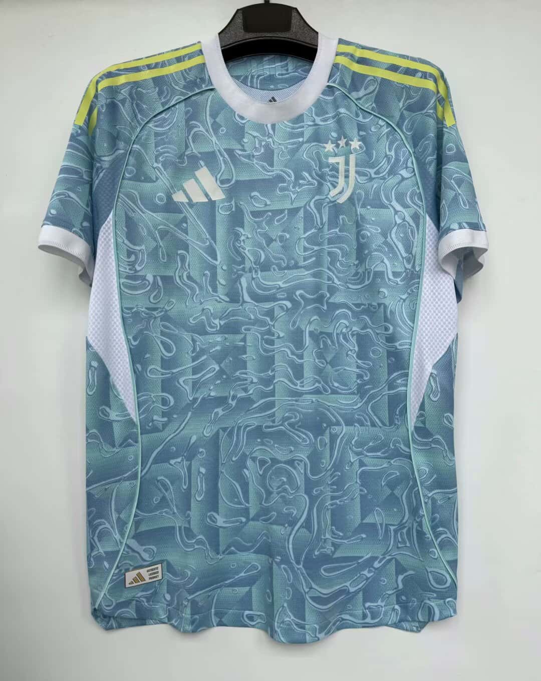 2025-2026  Juventus  AWAY player