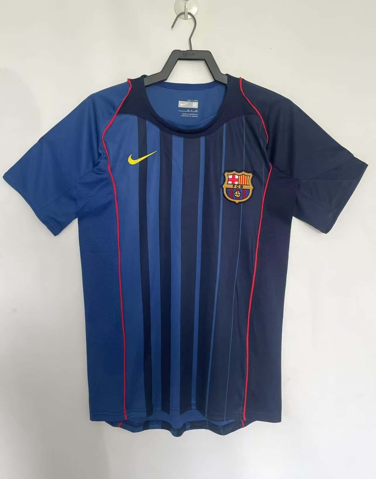 2004-2005  Barcelona away  Retro.